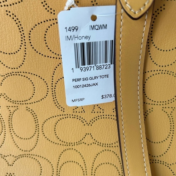 Coach Large NWT Tote Yellow Lazer Embossed Signature Leather - Picture 3 of 12